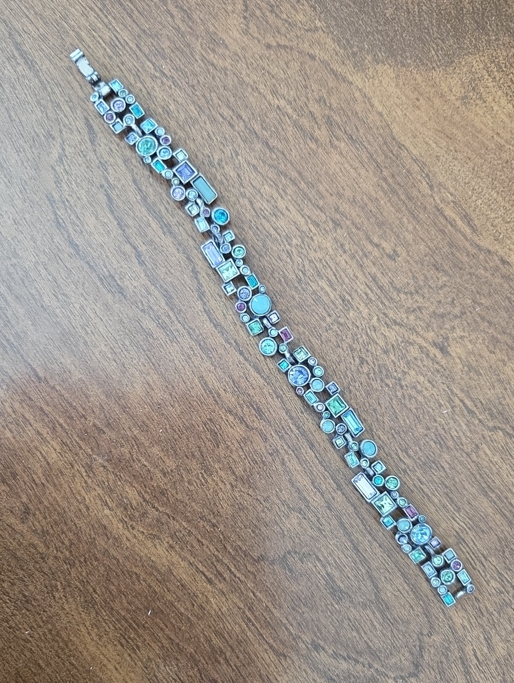 Multicolor Crystal Link Bracelet - Elegant Women's Jewelry